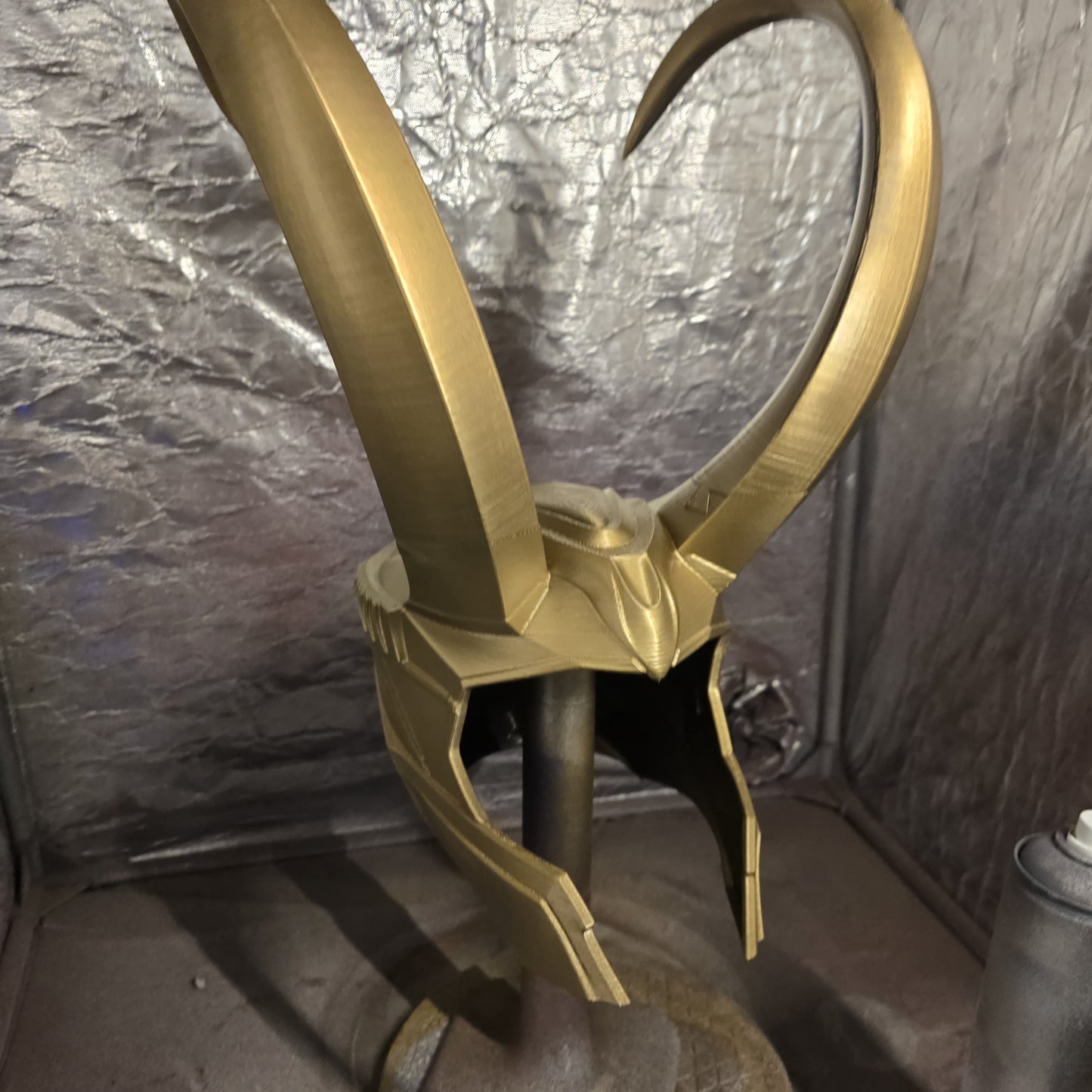 Loki gold helmet Detachable horns and padding